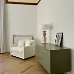 Frame Hotel