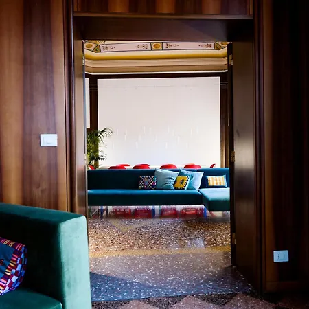 Frame Hotel Bolonia
