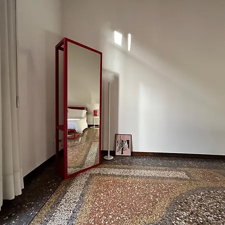 Frame Hotel 5*